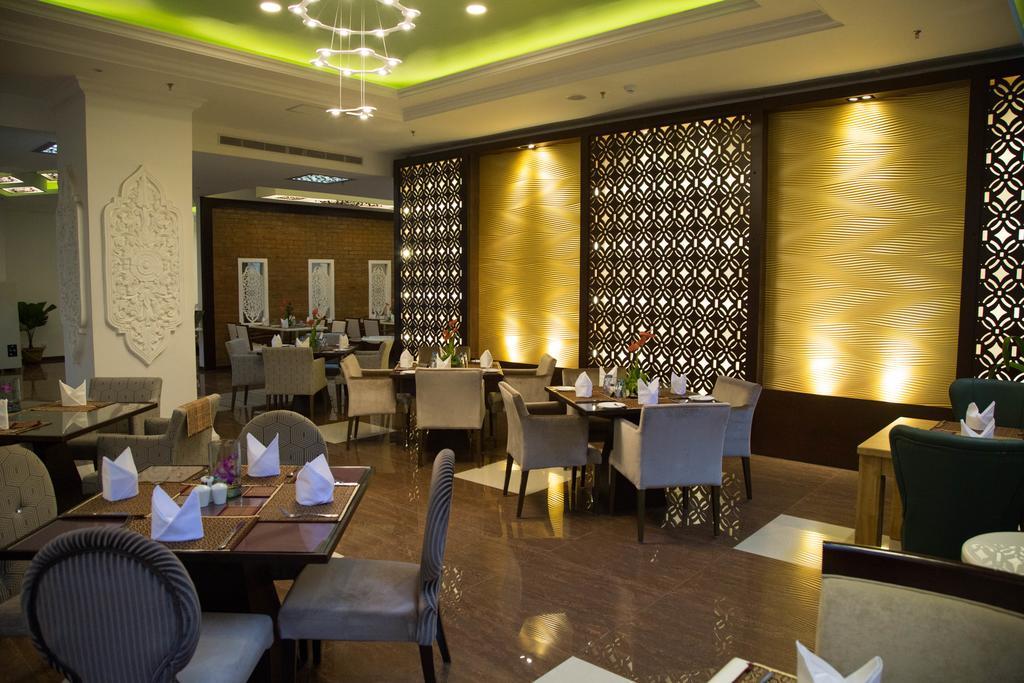 Rose Garden Hotel يانغون المظهر الخارجي الصورة
